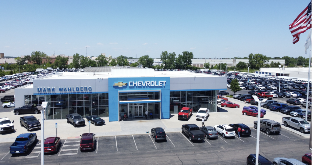 Dealership gallery photo 1